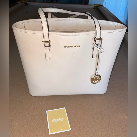 Michael Kors Handbags - Michael Kors tote bag